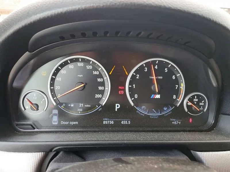 2013 BMW M5   