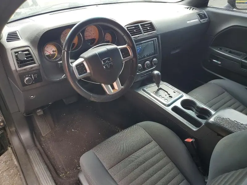 2013 DODGE CHALLENGER SXT  
