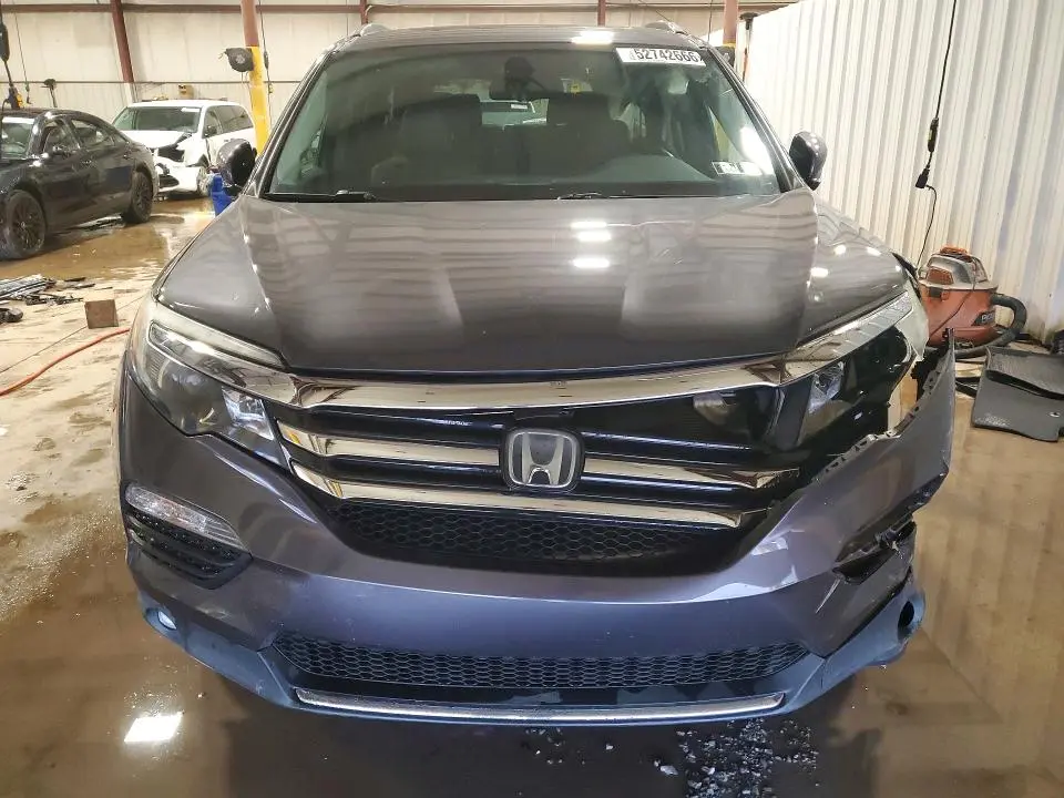 2018 HONDA PILOT TOURING  