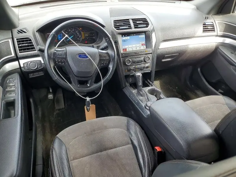 2017 FORD EXPLORER XLT  