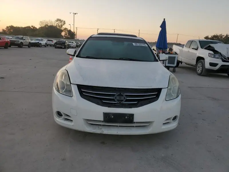 2011 NISSAN ALTIMA SR  