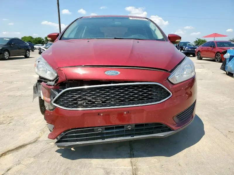 2015 FORD FOCUS SE  