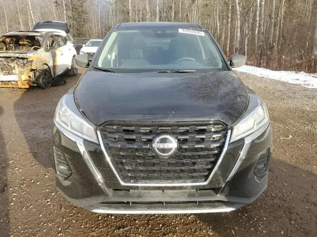 2024 NISSAN KICKS S  