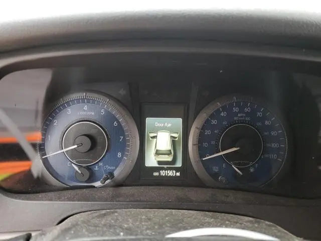 2020 TOYOTA SIENNA LE  