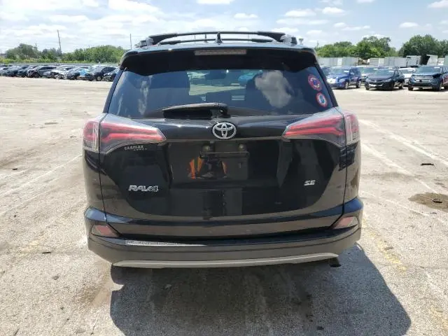 2018 TOYOTA RAV4 SE  