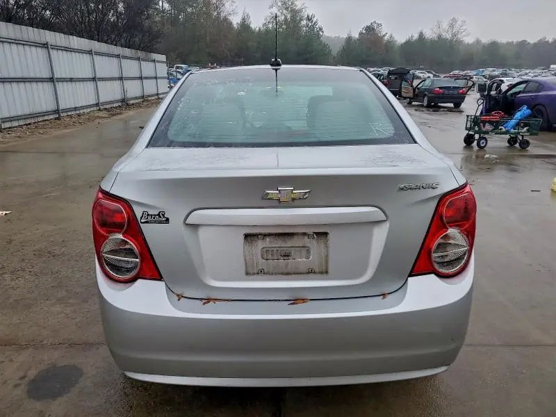 2016 CHEVROLET SONIC LS  
