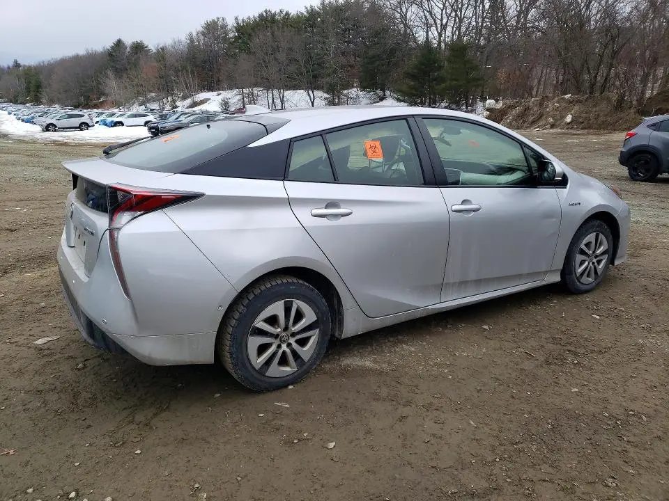 2018 TOYOTA PRIUS THREE  