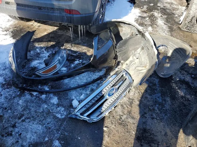 2011 FORD TAURUS SEL  