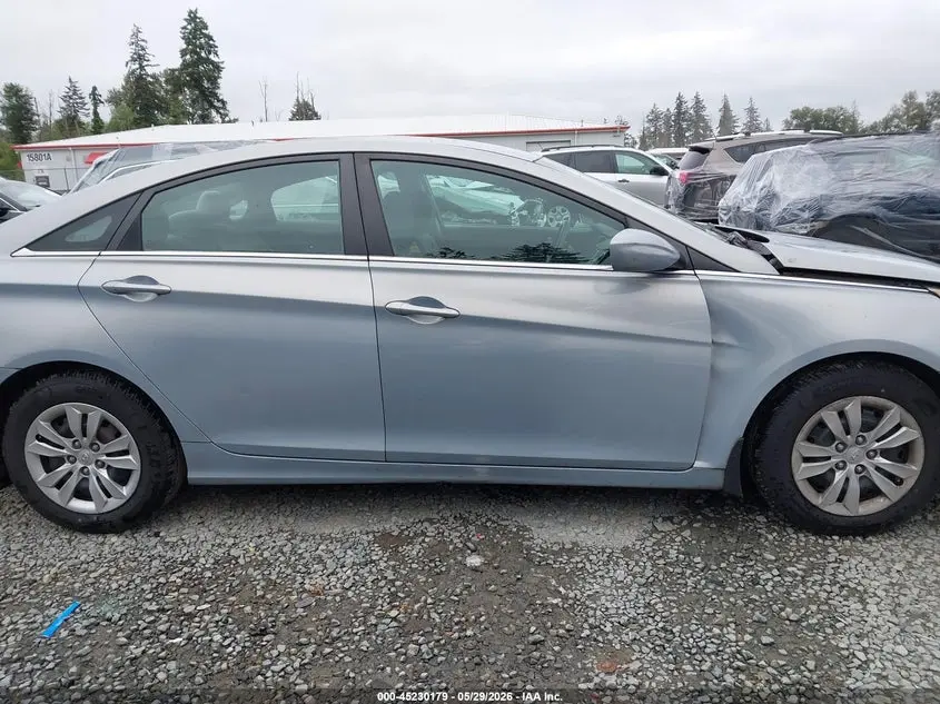 2011 HYUNDAI SONATA GLS