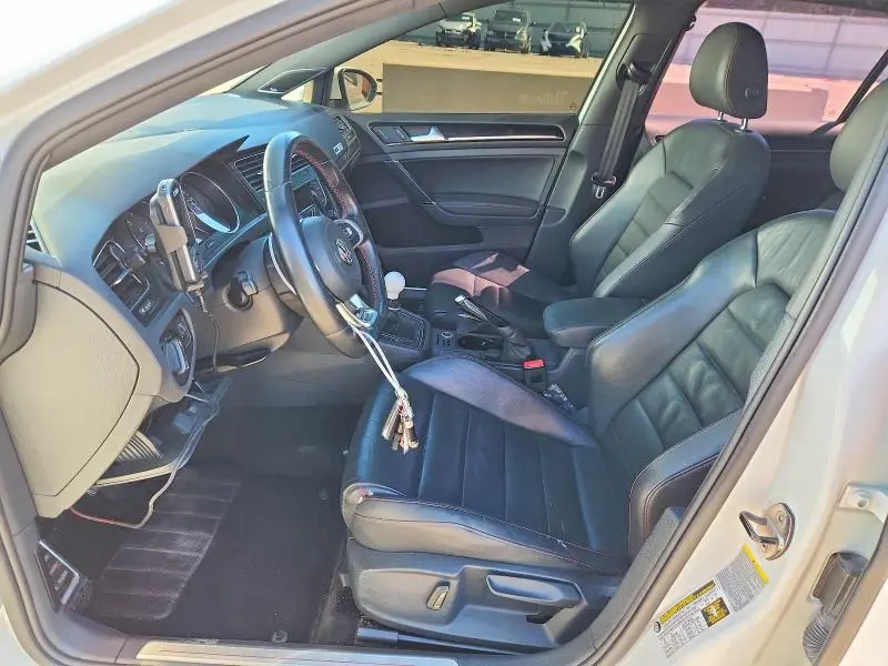 2015 VOLKSWAGEN GTI   