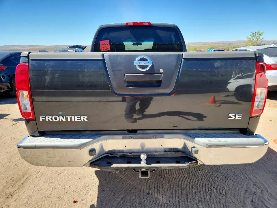 2010 NISSAN FRONTIER SE V6  