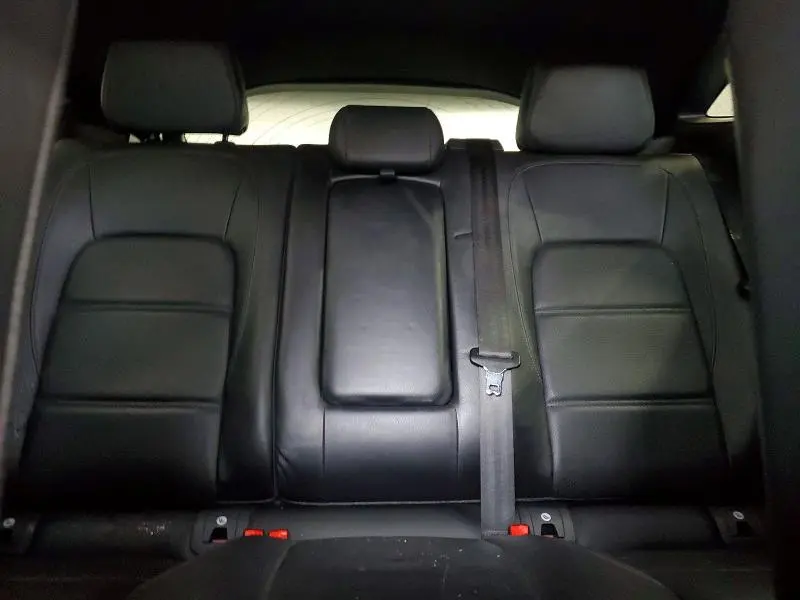 2019 JAGUAR E-PACE SE  