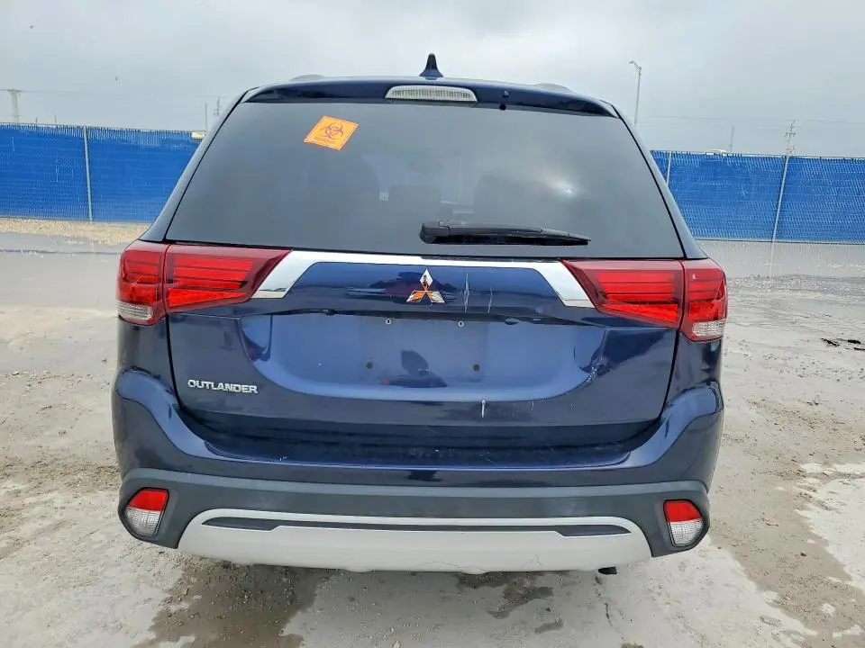 2020 MITSUBISHI OUTLANDER ES  