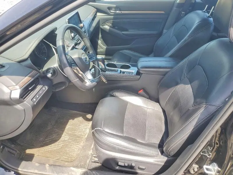 2020 NISSAN ALTIMA SL  
