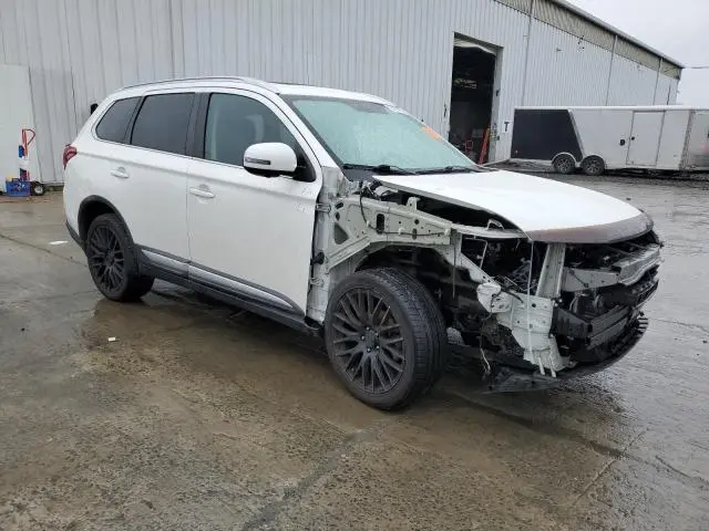 2018 MITSUBISHI OUTLANDER SE