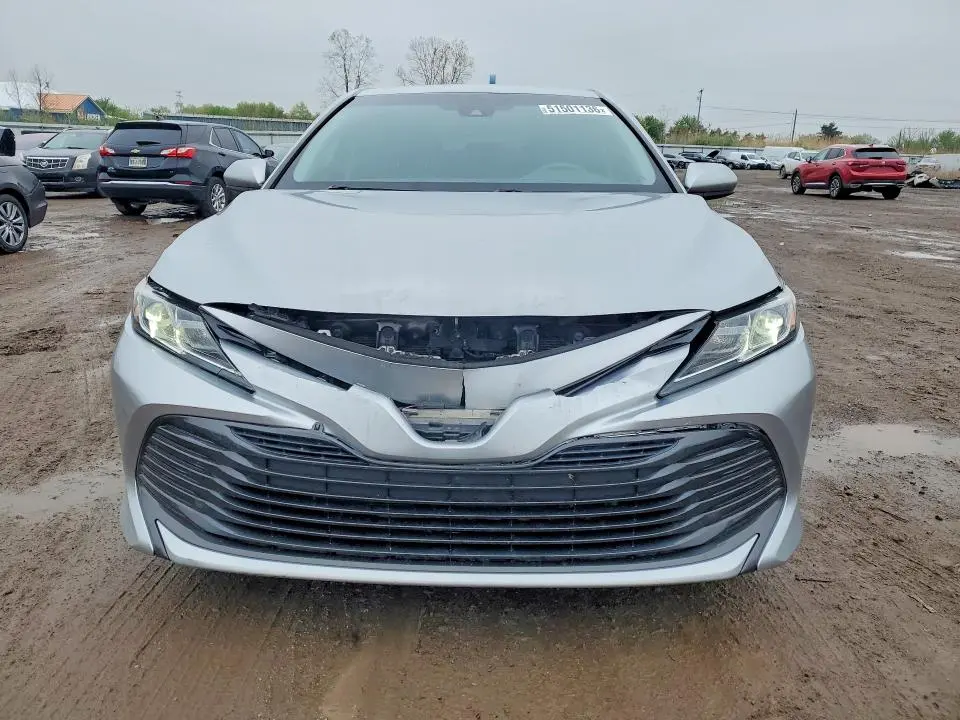 2018 TOYOTA CAMRY LE  
