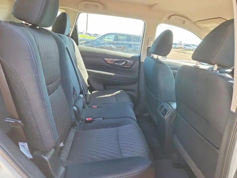 2018 NISSAN ROGUE S  