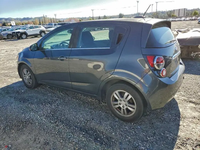 2016 CHEVROLET SONIC LT  