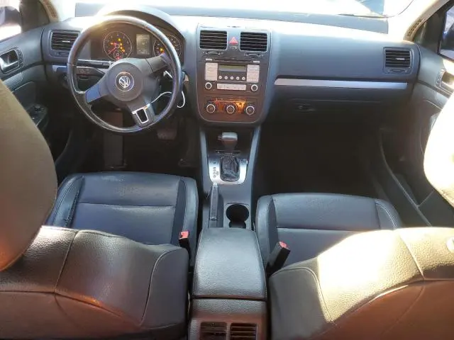 2010 VOLKSWAGEN JETTA LIMITED  