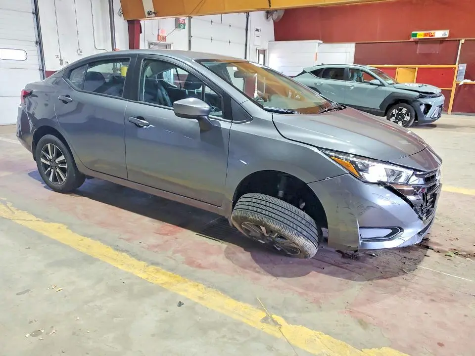 2025 NISSAN VERSA SV  