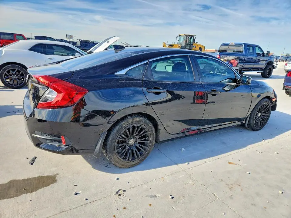 2017 HONDA CIVIC EX  