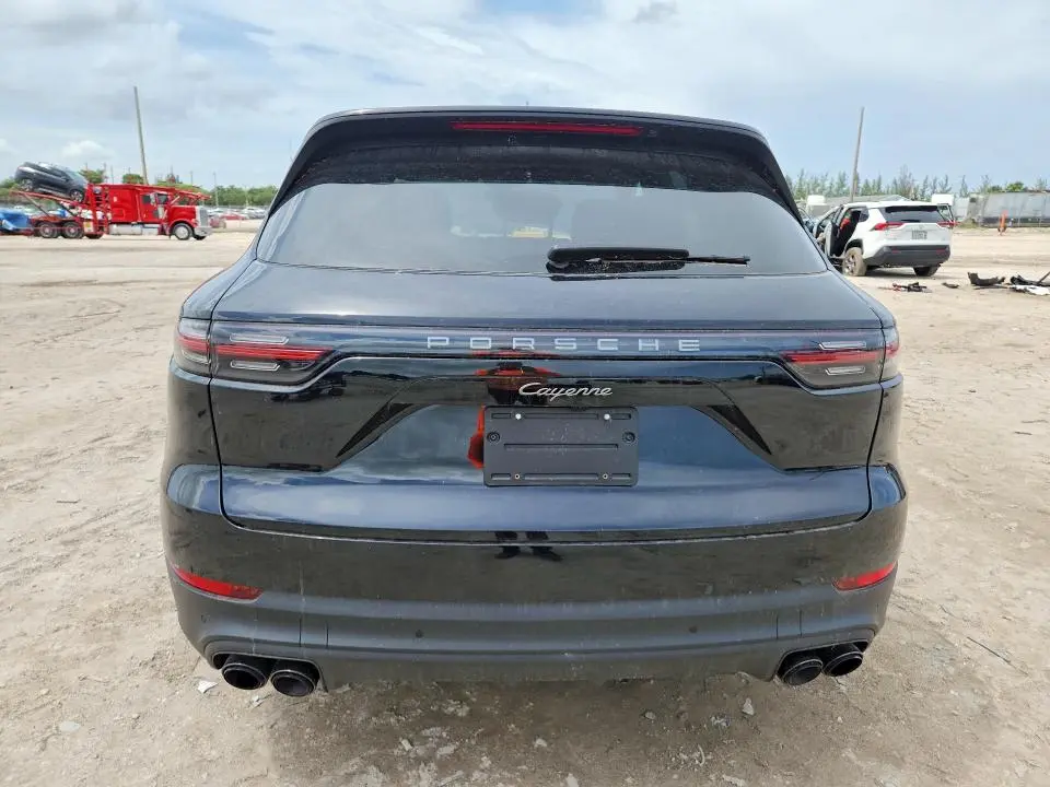2023 PORSCHE CAYENNE BASE  