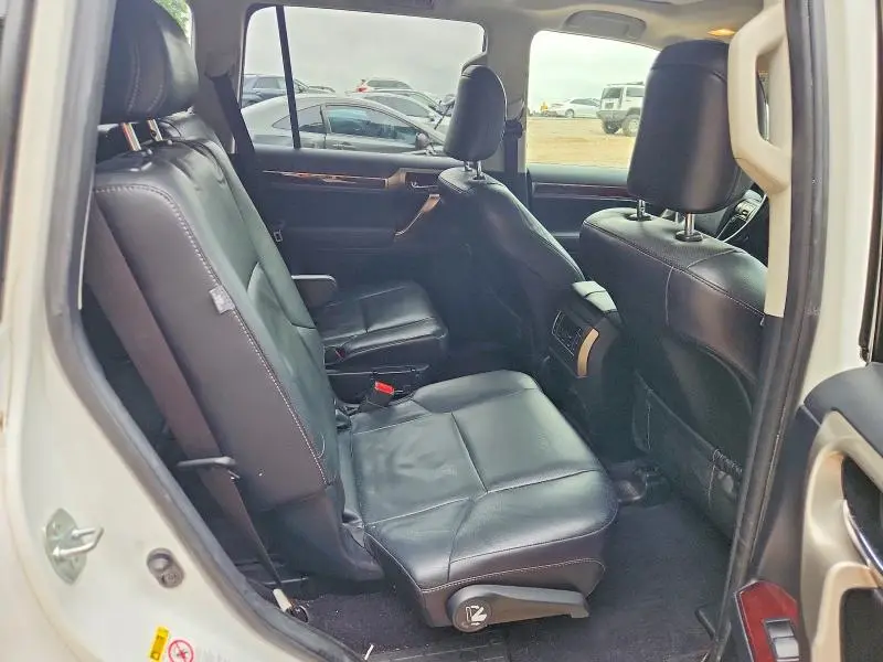 2017 LEXUS GX 460  