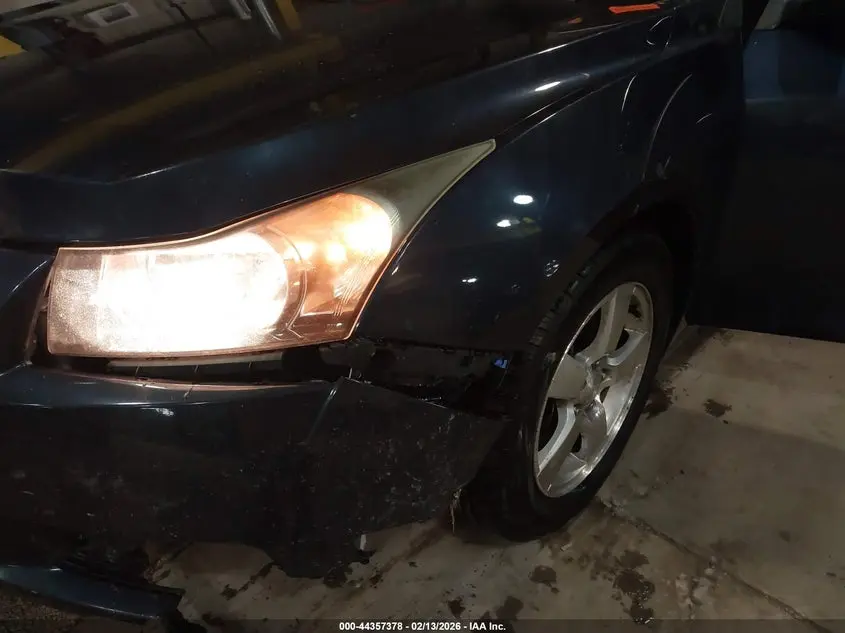 2013 CHEVROLET CRUZE 1LT AUTO