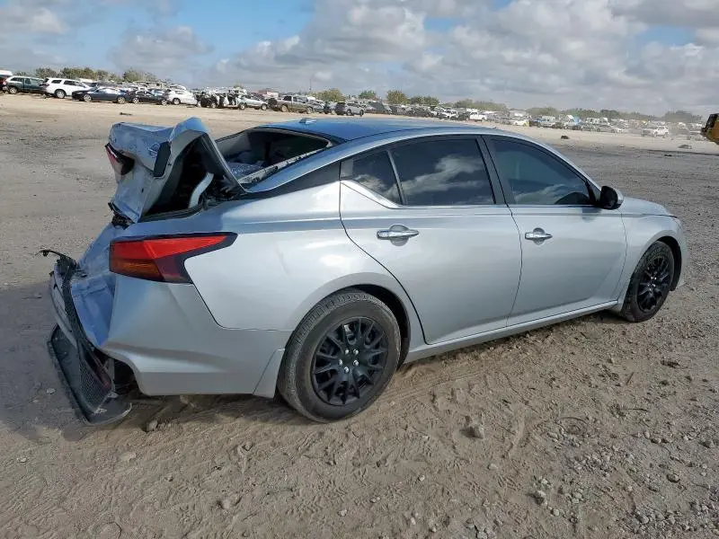 2020 NISSAN ALTIMA S  