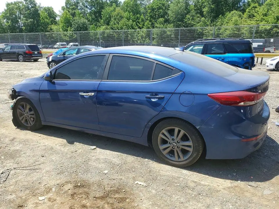 2017 HYUNDAI ELANTRA SE  