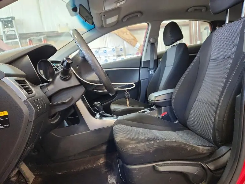 2013 HYUNDAI ELANTRA GT   