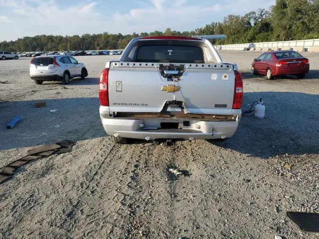 2013 CHEVROLET AVALANCHE LTZ  