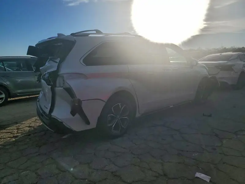 2025 TOYOTA SIENNA LIMITED  