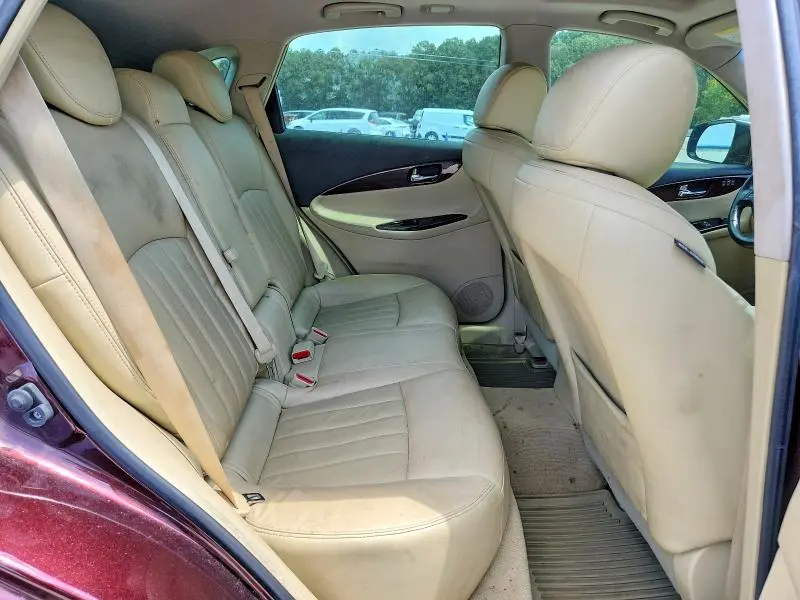 2016 INFINITI QX50 BASE  
