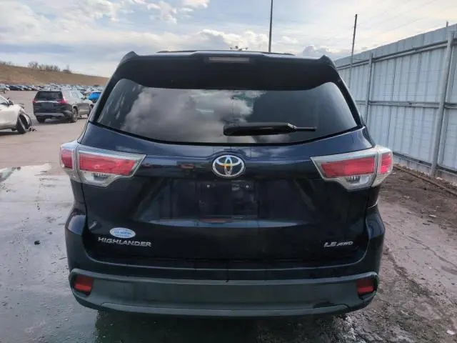 2015 TOYOTA HIGHLANDER LE  