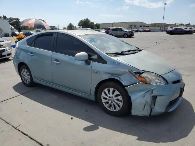 2014 TOYOTA PRIUS PLUG-IN   