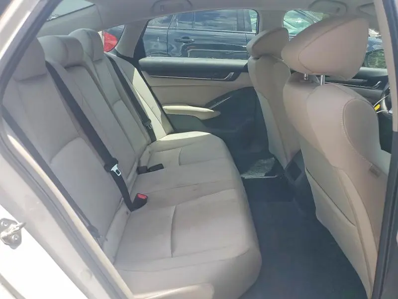 2019 HONDA ACCORD LX  