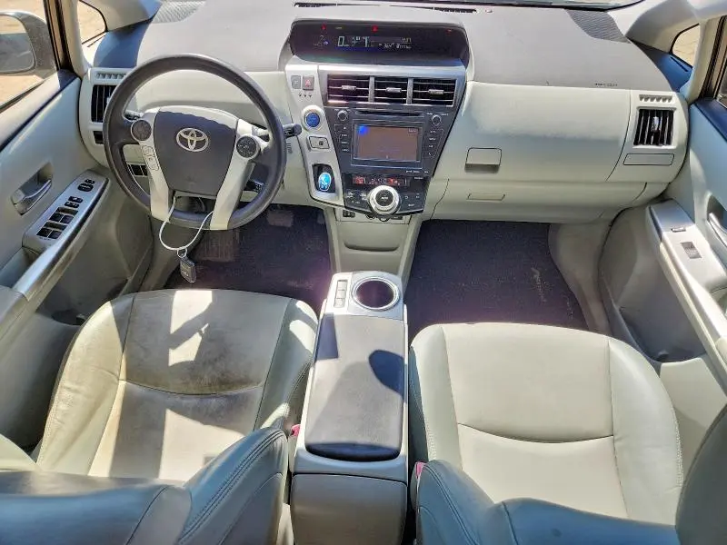 2012 TOYOTA PRIUS V FIVE  