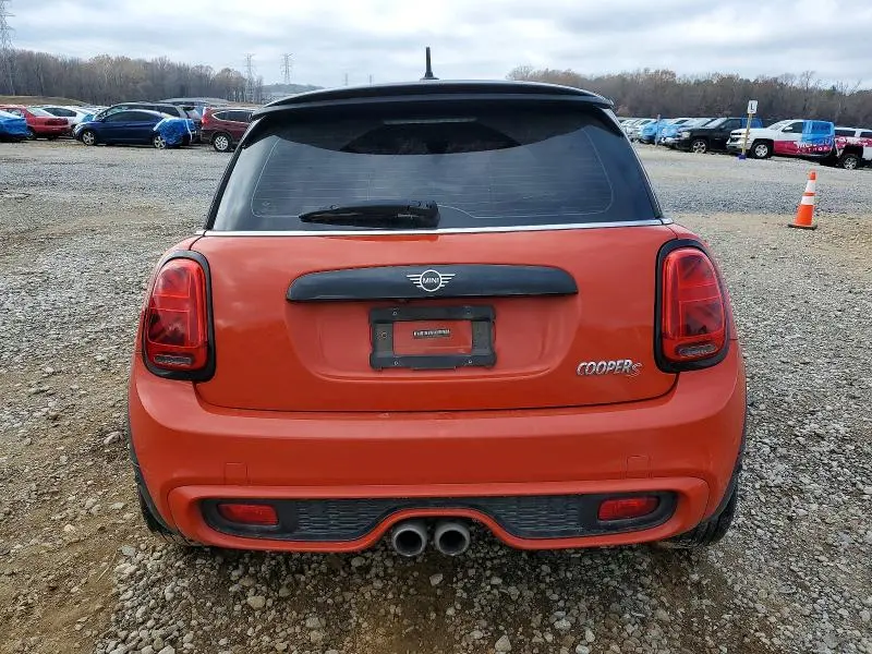 2019 MINI COOPER   