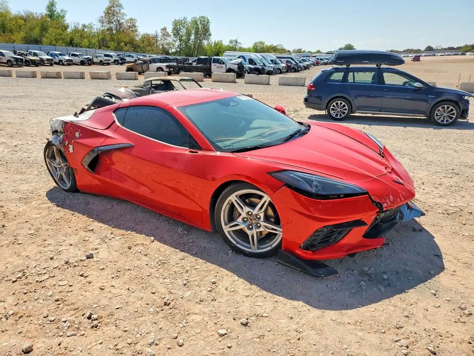 2025 CHEVROLET CORVETTE STINGRAY 2LT  