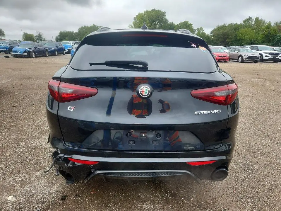 2023 ALFA ROMEO STELVIO TI  