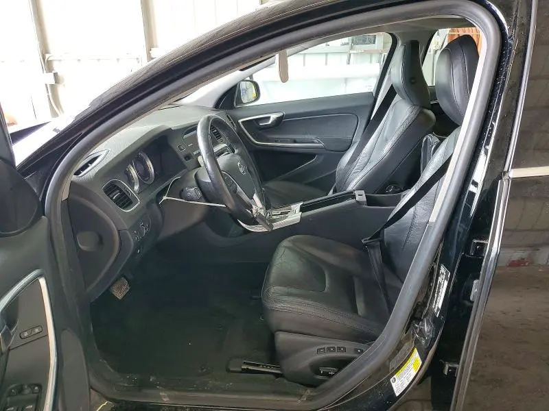 2012 VOLVO S60 T5  