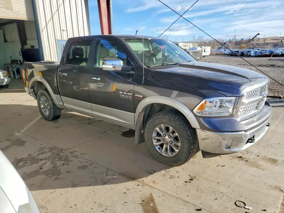2015 RAM 1500 LARAMIE  