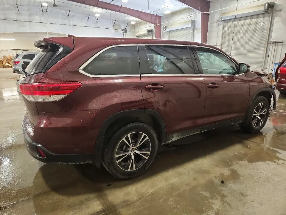 2019 TOYOTA HIGHLANDER LE PLUS  