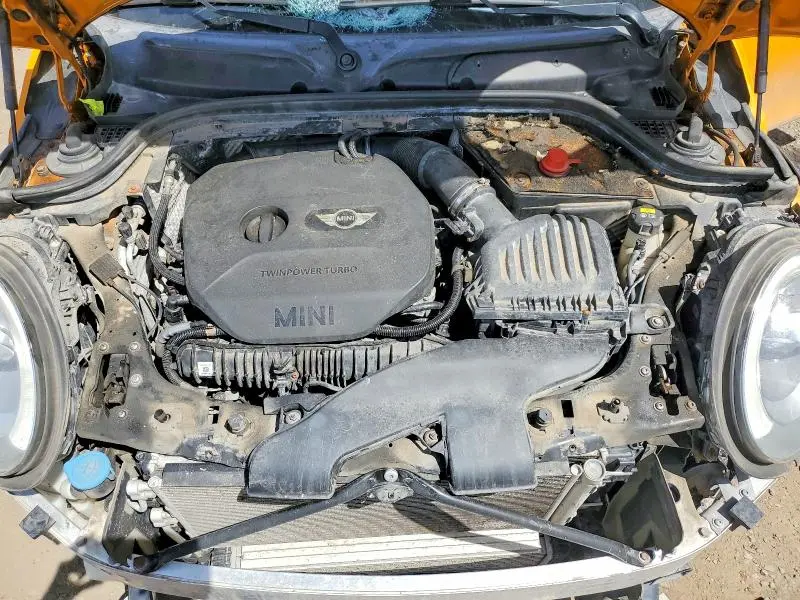 2016 MINI COOPER S  