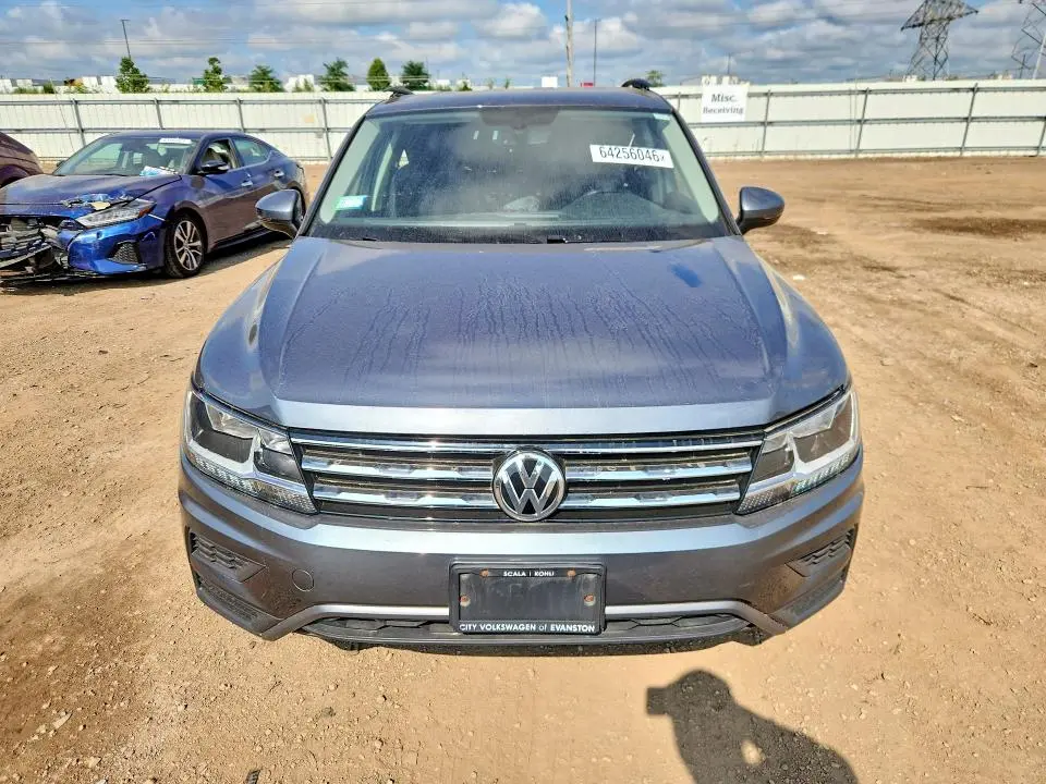 2021 VOLKSWAGEN TIGUAN SE  