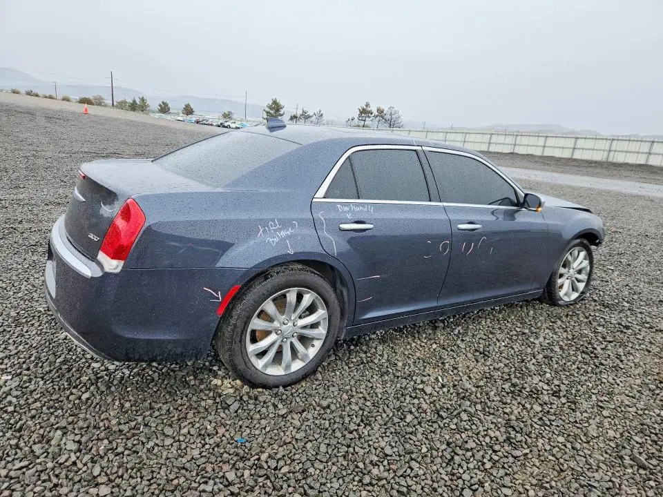 2018 CHRYSLER 300 LIMITED  
