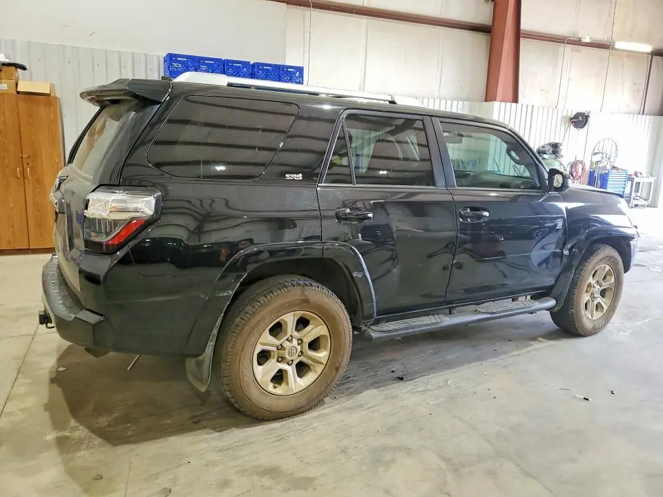 2018 TOYOTA 4RUNNER SR5  