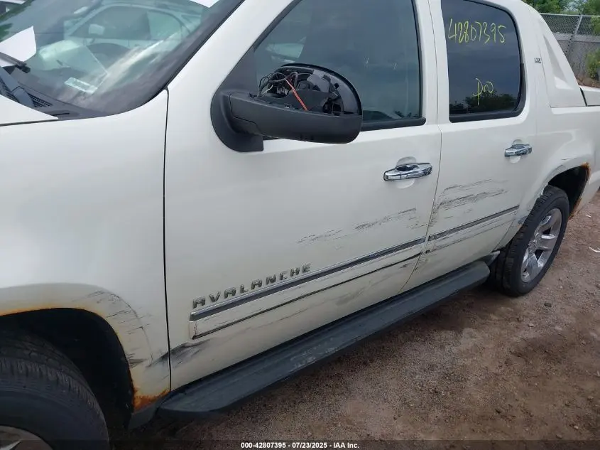 2011 CHEVROLET AVALANCHE 1500 LTZ