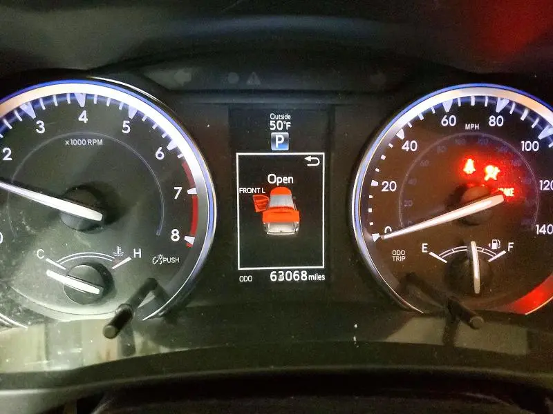 2016 TOYOTA HIGHLANDER XLE  